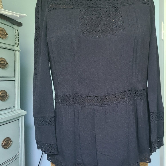 J. Crew black Point Sur Lacey top size 4 - Picture 2 of 4